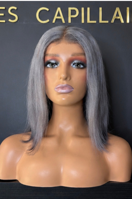 Perruque Naturelle Gris Argenté 12 Pouces – Cheveux 100% Humains