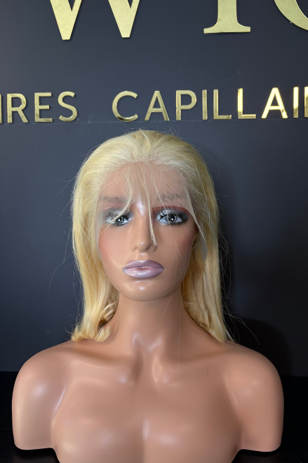 Perruque Blonde Platine Carré Long – 12 Pouces – 100 % Cheveux Naturels Humains